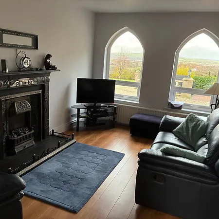 The Old Parochial House * Speenoge